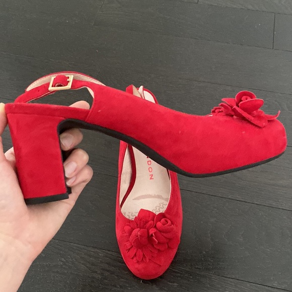 Red block heel - Picture 2 of 3